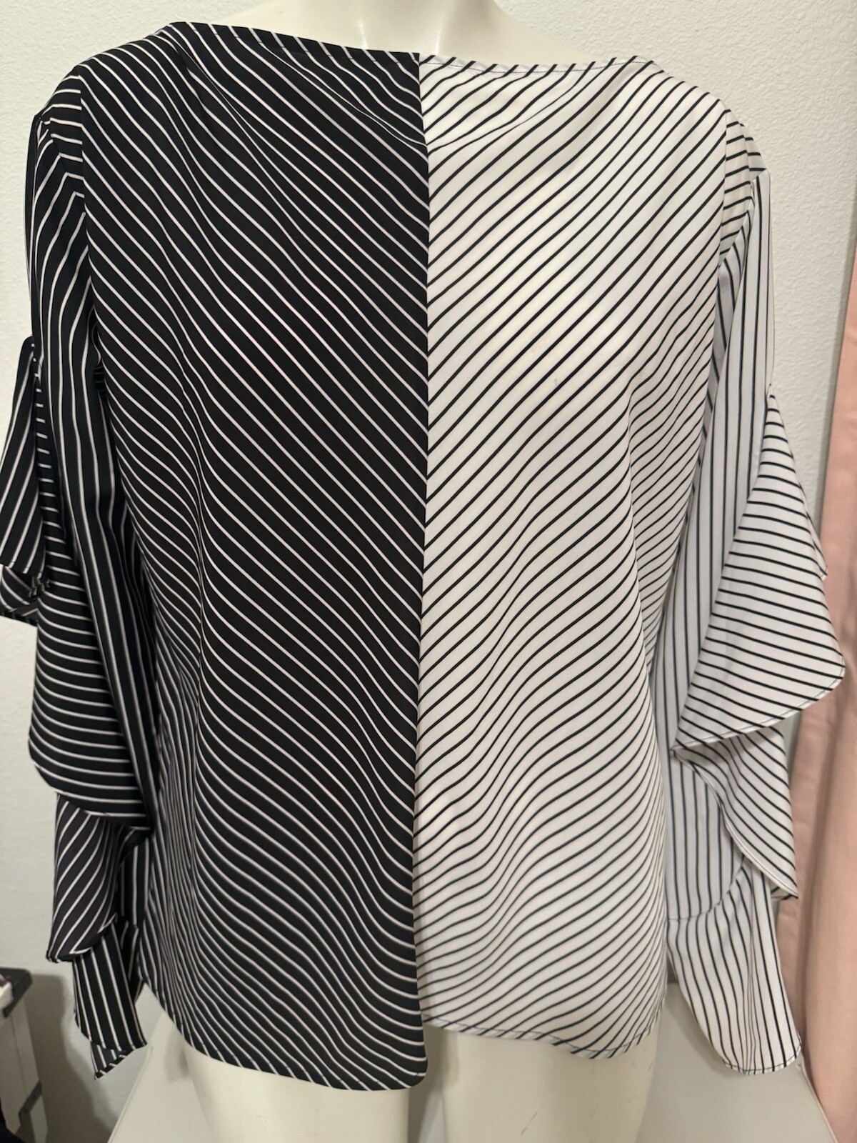 New Robert Rodriguez Womens Boat Neck Op Art Striped Blouse Black White 4 6