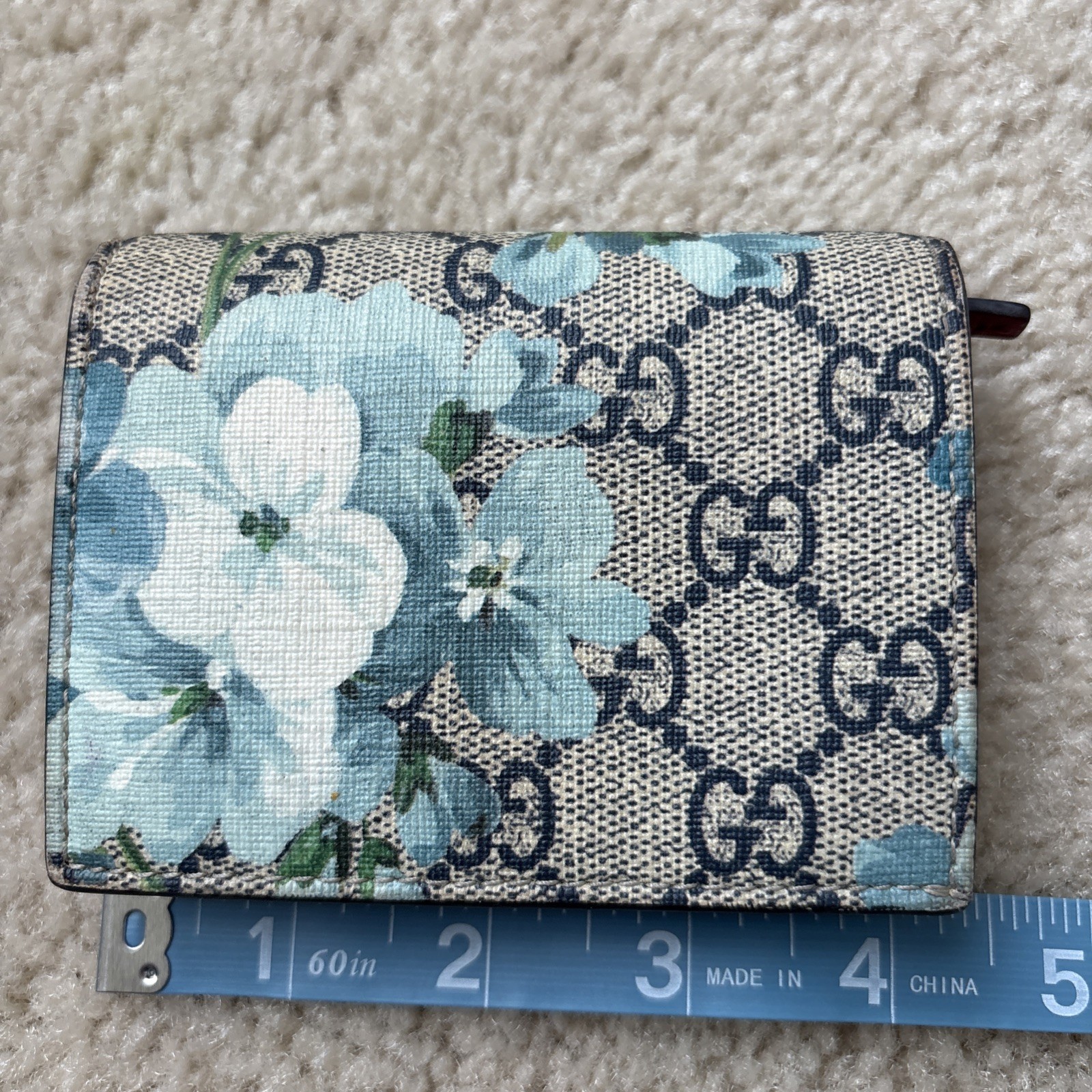 Gucci GG Supreme Monogram Blooms Blue wallet, Excellent condition!!!