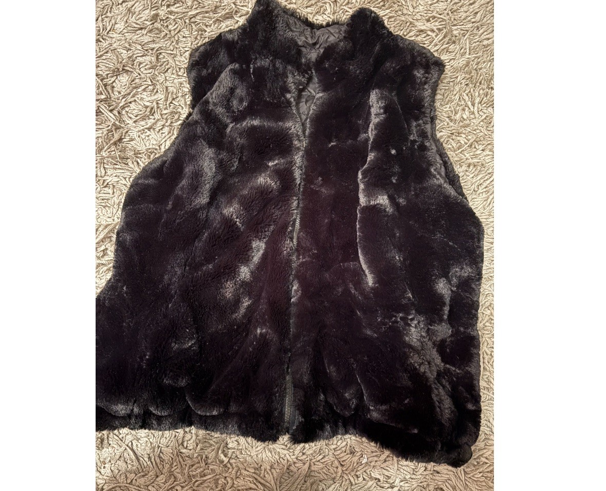 Women’s YKK I.D. On Zipper Soft Black Fur Zip Front Vest Jacket Sz xL