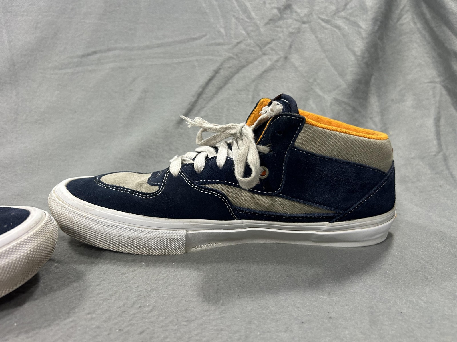 Vans Half Cab Shoes Mens Size 10 Blue Gray Suede Mid Top Skate Sneaker
