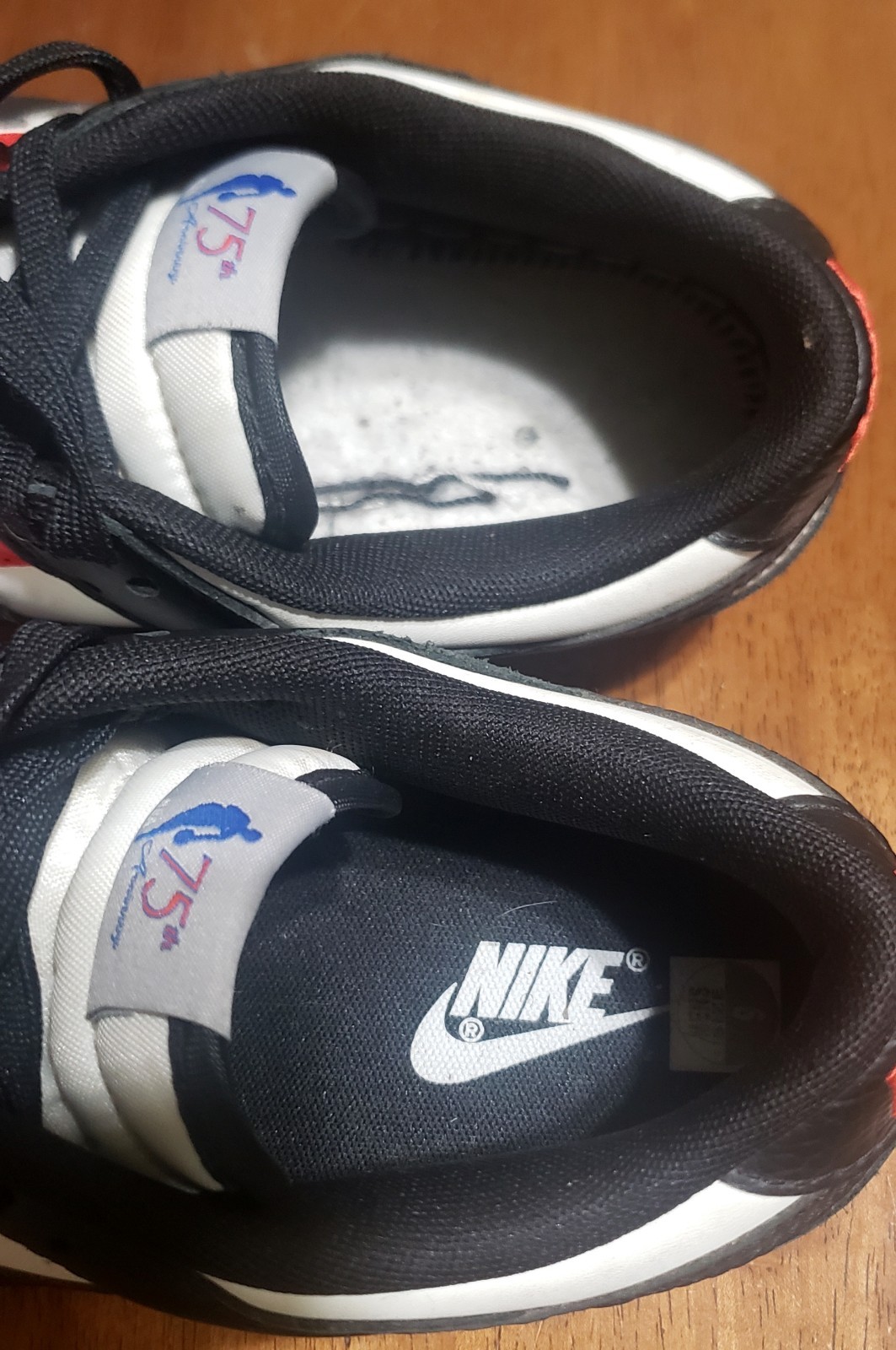 Nike Dunk Low EMB x NBA 75th Anniversary – Bulls 2021 Men’s Size 9