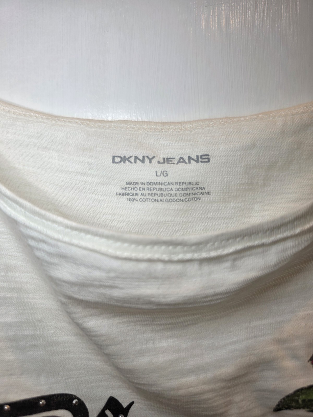 DKNY Jeans L White Red Rose Rhinestone Graphic Knit Scoop Neck Short Sleeve Tee