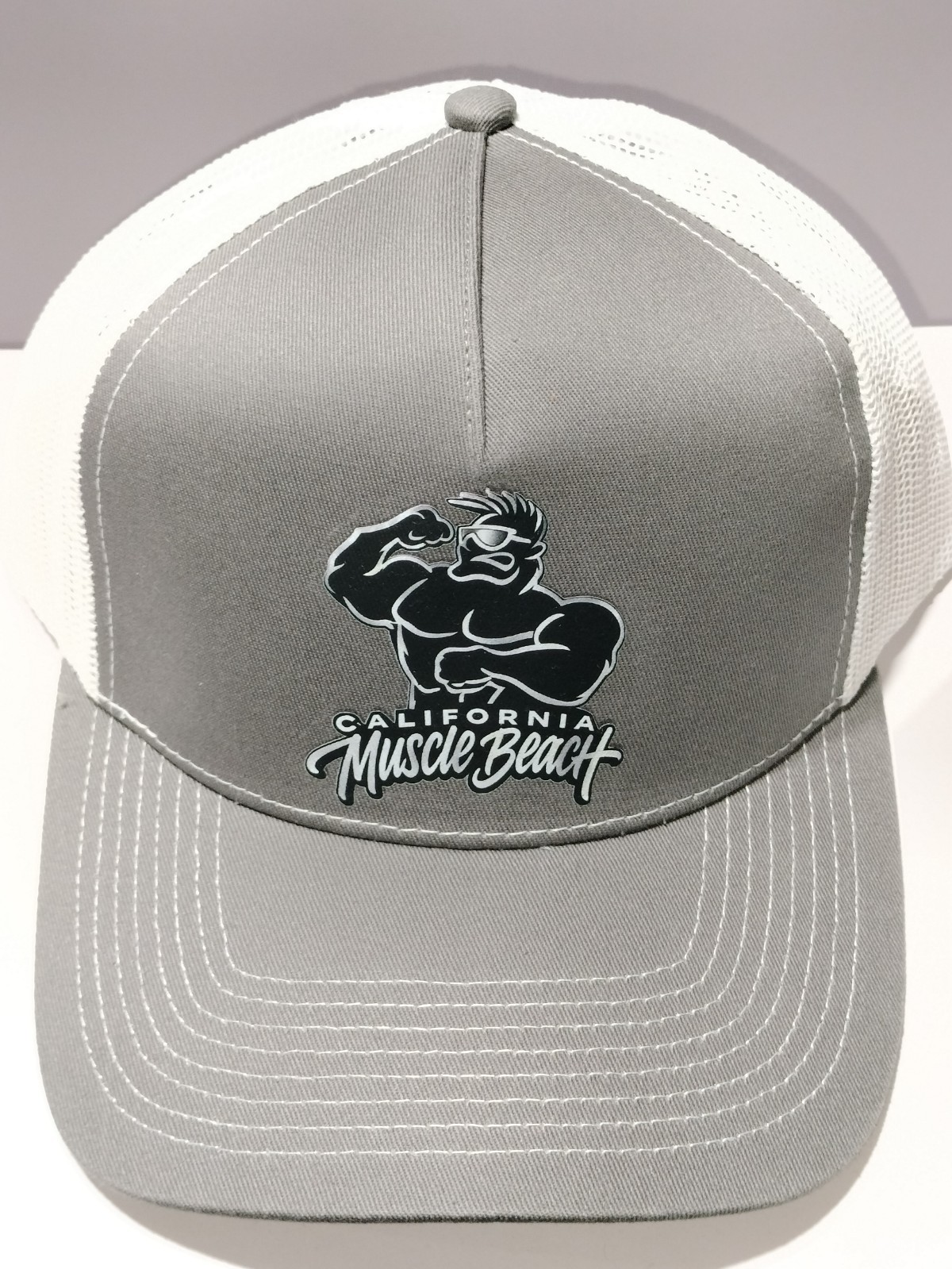 California Muscle Beach Bodybuilding Gray Snapback Hat Adjustable Trucker Cap