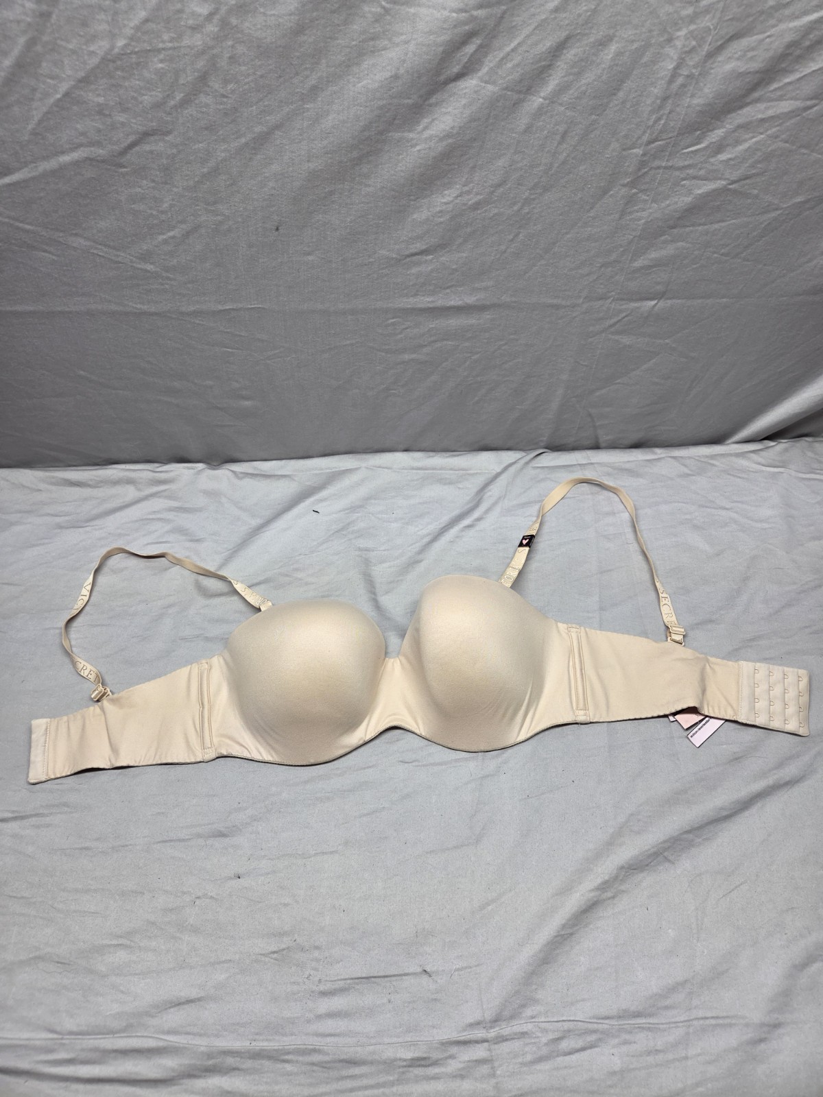 Victoria’s Secret Dream Angels Lined Demi Bra Size 36DD NWT Cream/Tan