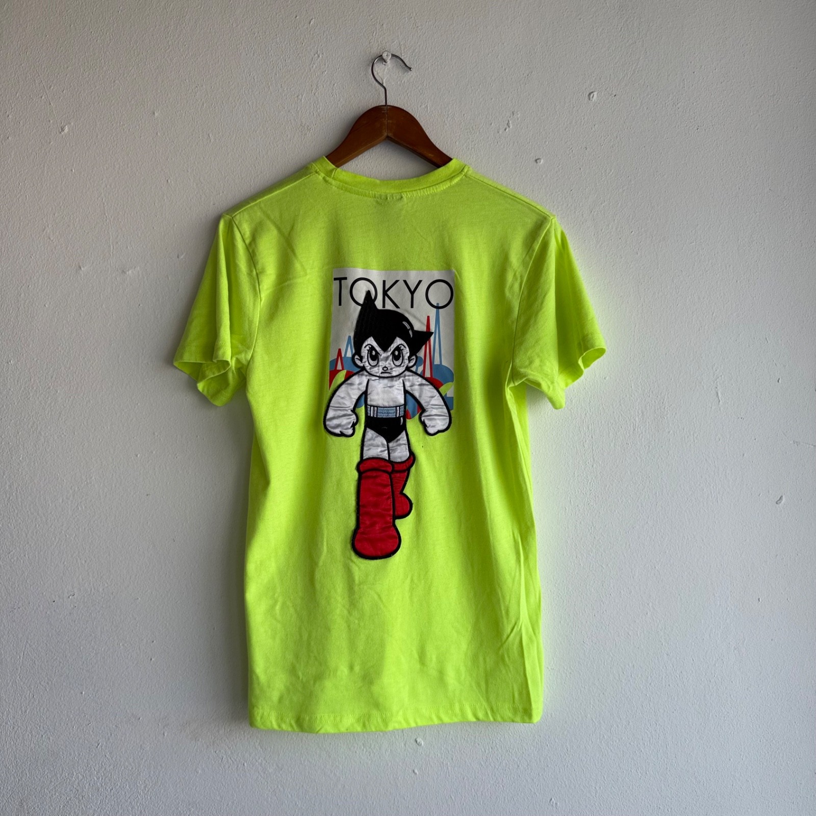 Astro Boy Tokyo Southpole Collab Graphic Tshirt Mens Size Small Neon Green Anime
