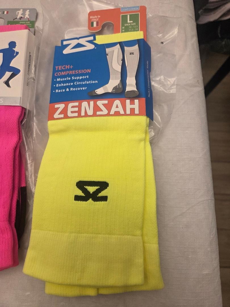 Zensah Tech+ PLUS ARGYLE Compression Socks Pick Size & Color