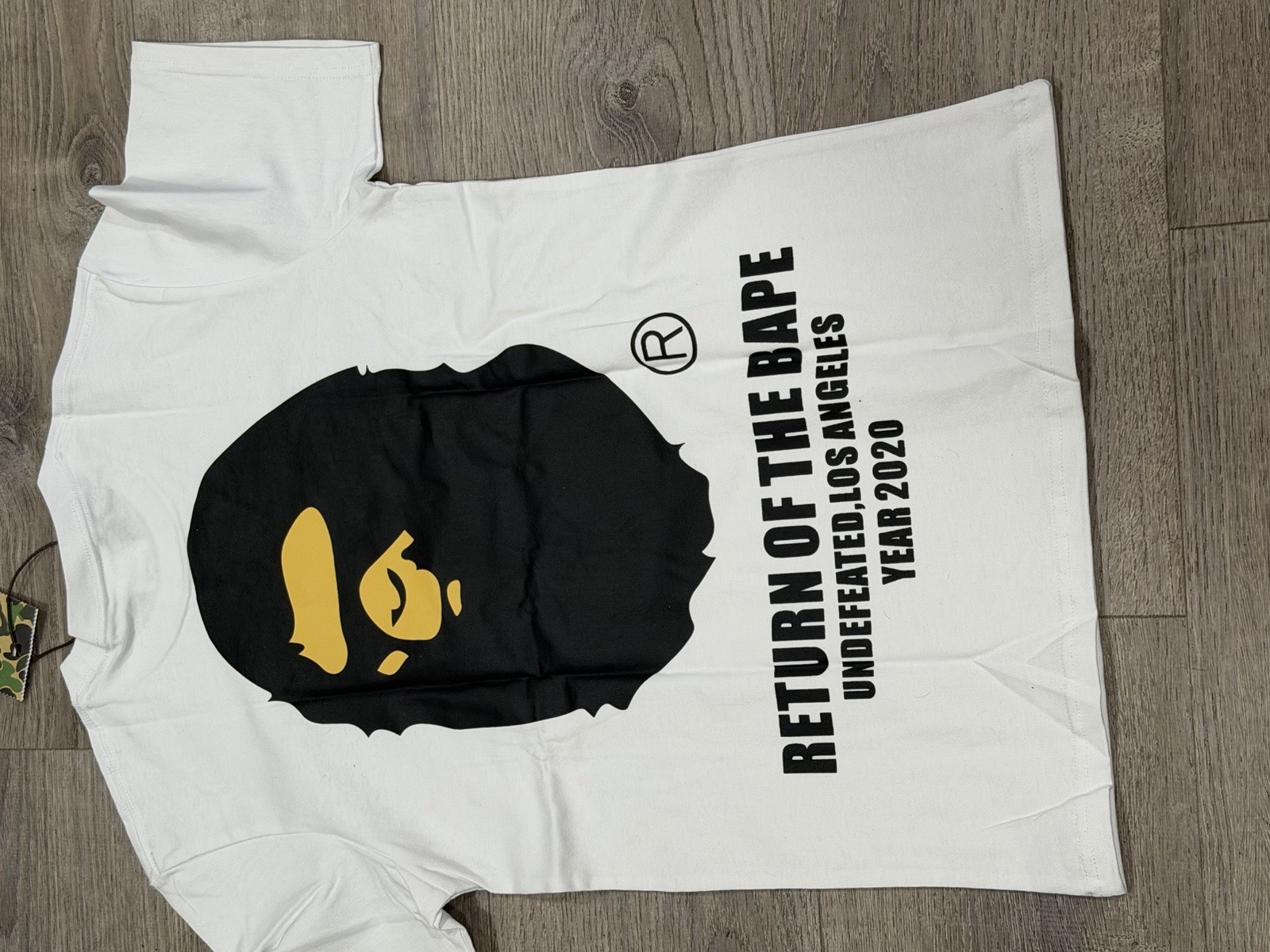 BAPE × undefeated logo T-shirt White A Bathing Ape Size S