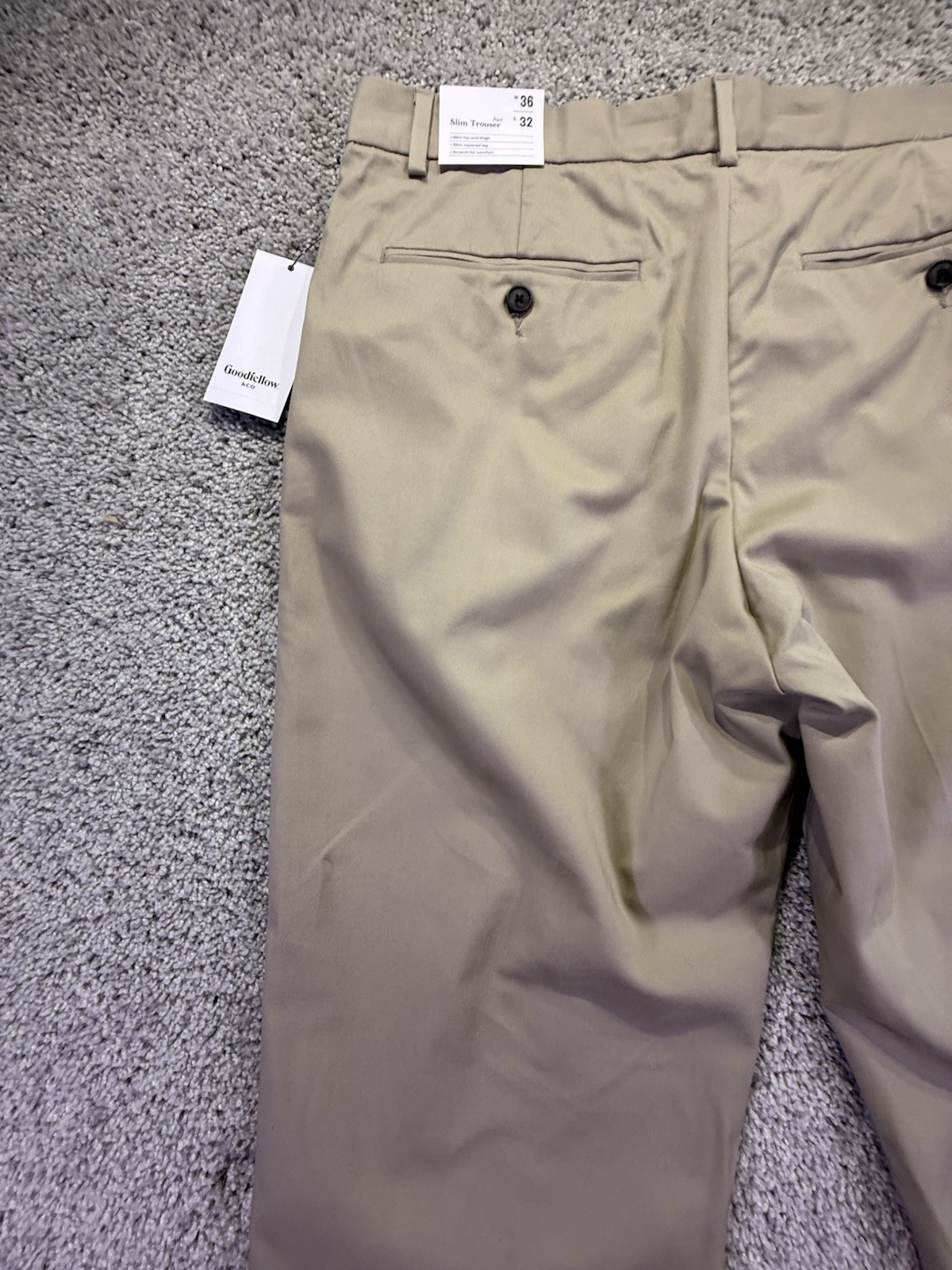 NEW Goodfellow & Co. Men’s Slim Trousers Tapered Leg Khaki Size 36 x 32