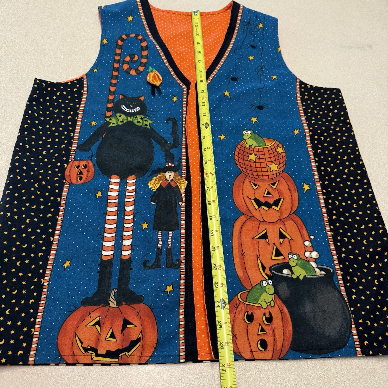 VTG Halloween Vest & Pin Homemade Ghouls Night Out Ghosts Pumpkins See Pics Size