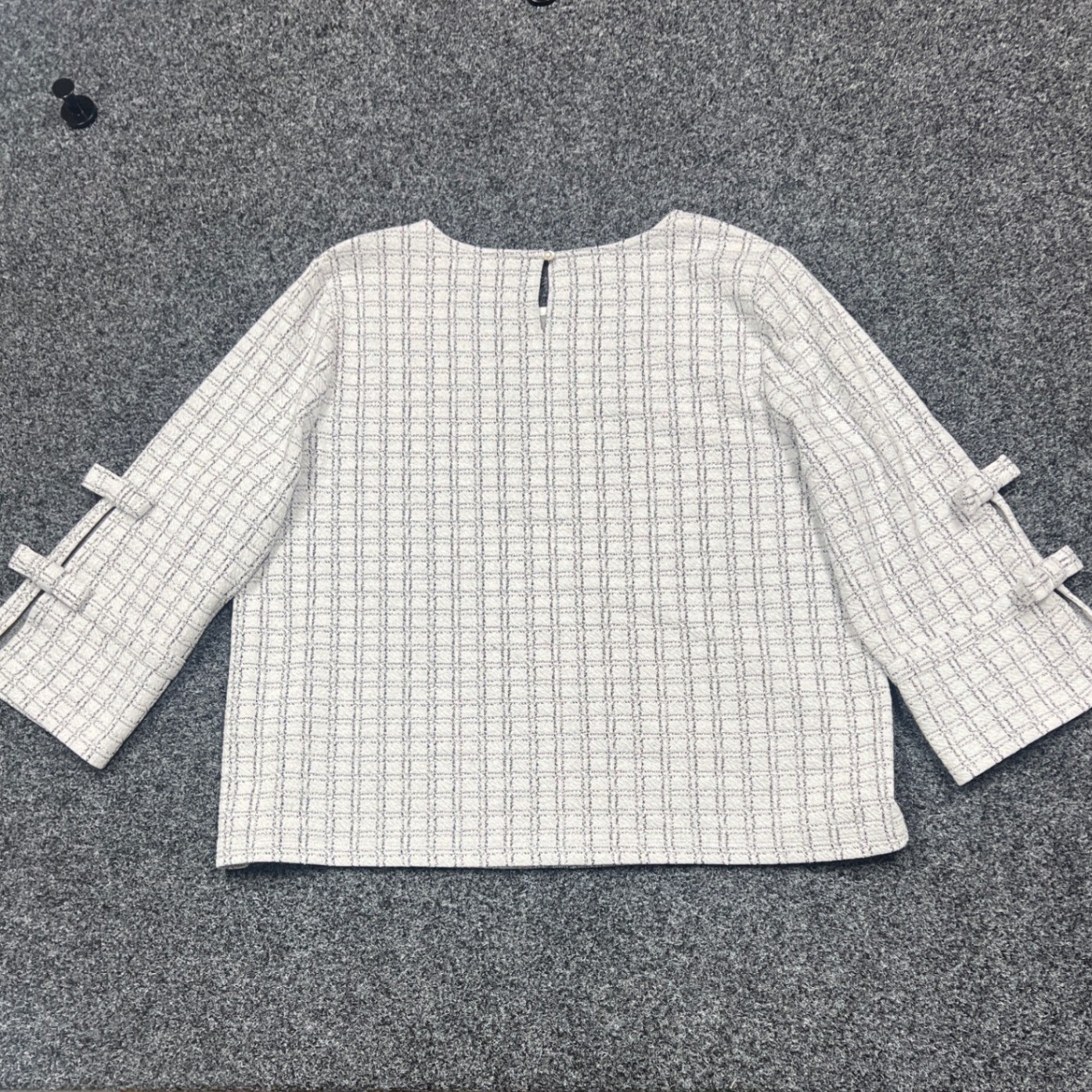 Karl Lagerfeld Paris XL White Black Grid Bow Sleeve Blouse Round Neck Top