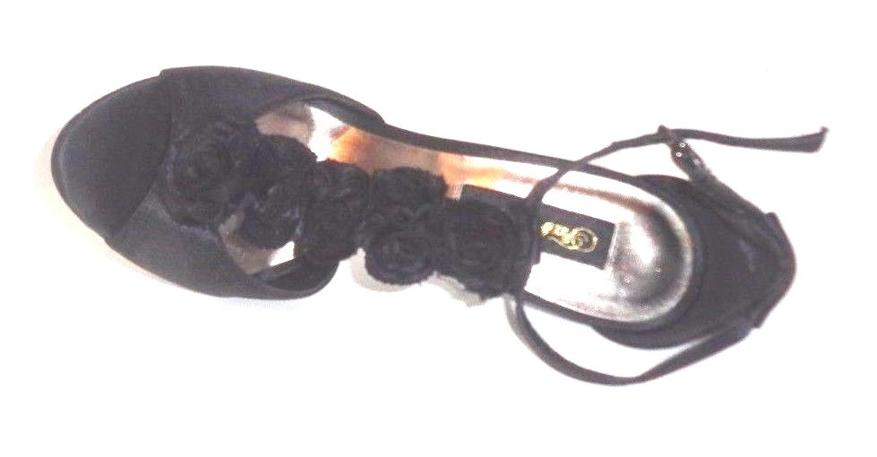High Heels Women’s (4 1/2″) Fabulosity Brand, Color Amber Black, Size 8M US.