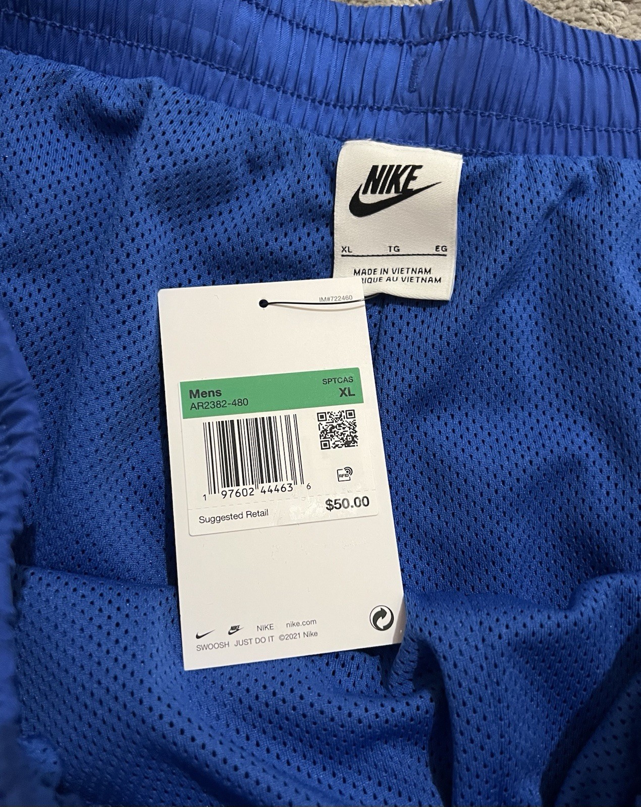 Nike Club Woven Standard Fit Mid Thigh Length Blue Shorts AR2382-480 Men Size XL