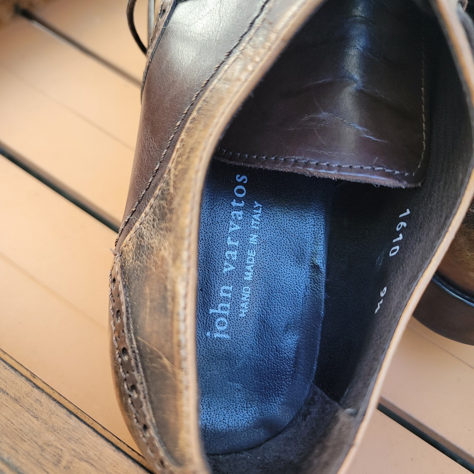 John Varvatos Ss 9.5 Luxe dress shoes two-tone, burnished leather wingtip