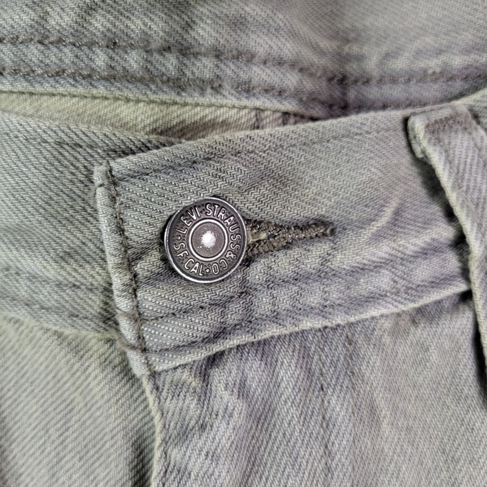 Levi’s 578 Baggy Fit Cargo Jeans 32×32 Mens Light Gray New With Tags Denim