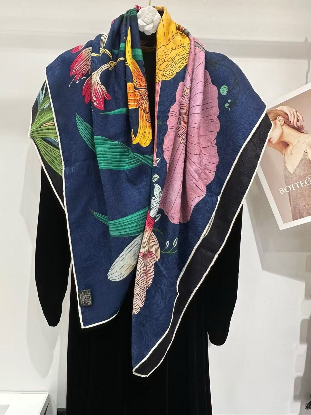 41″x41″Flower2 Print70shmere30%Silk Jacquard Double-sided Thin Scarf105x105cm