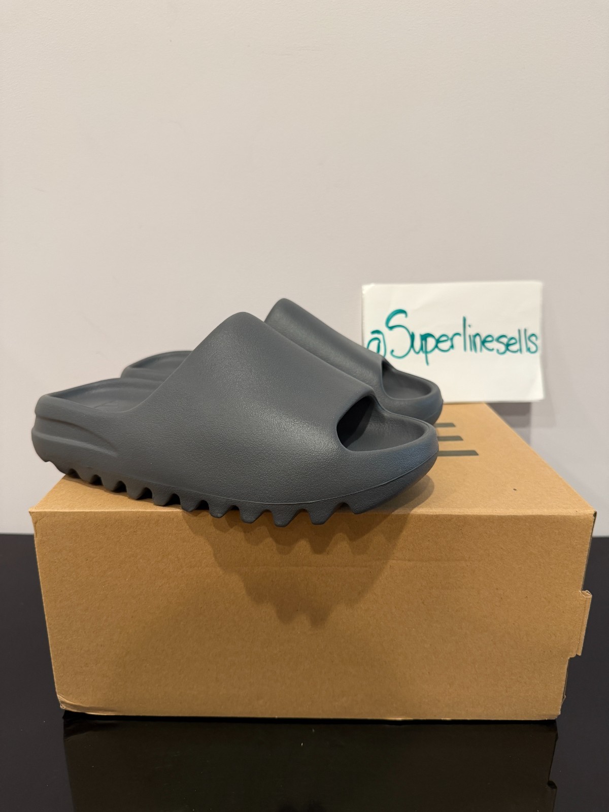 Adidas Yeezy Slide Slate Grey Size 5 (100% Authentic) ID2350