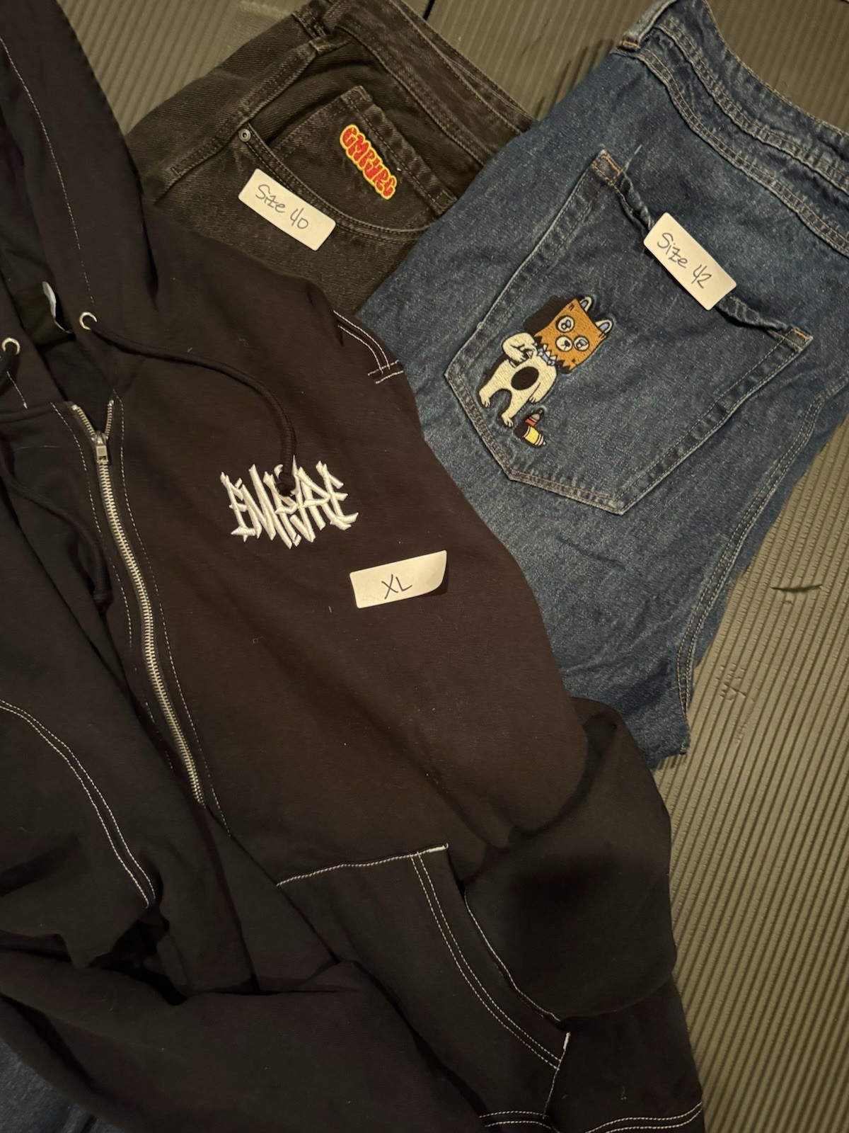 Empyre 3 piece Bundle Jeans size 40-42, Hoodie XL