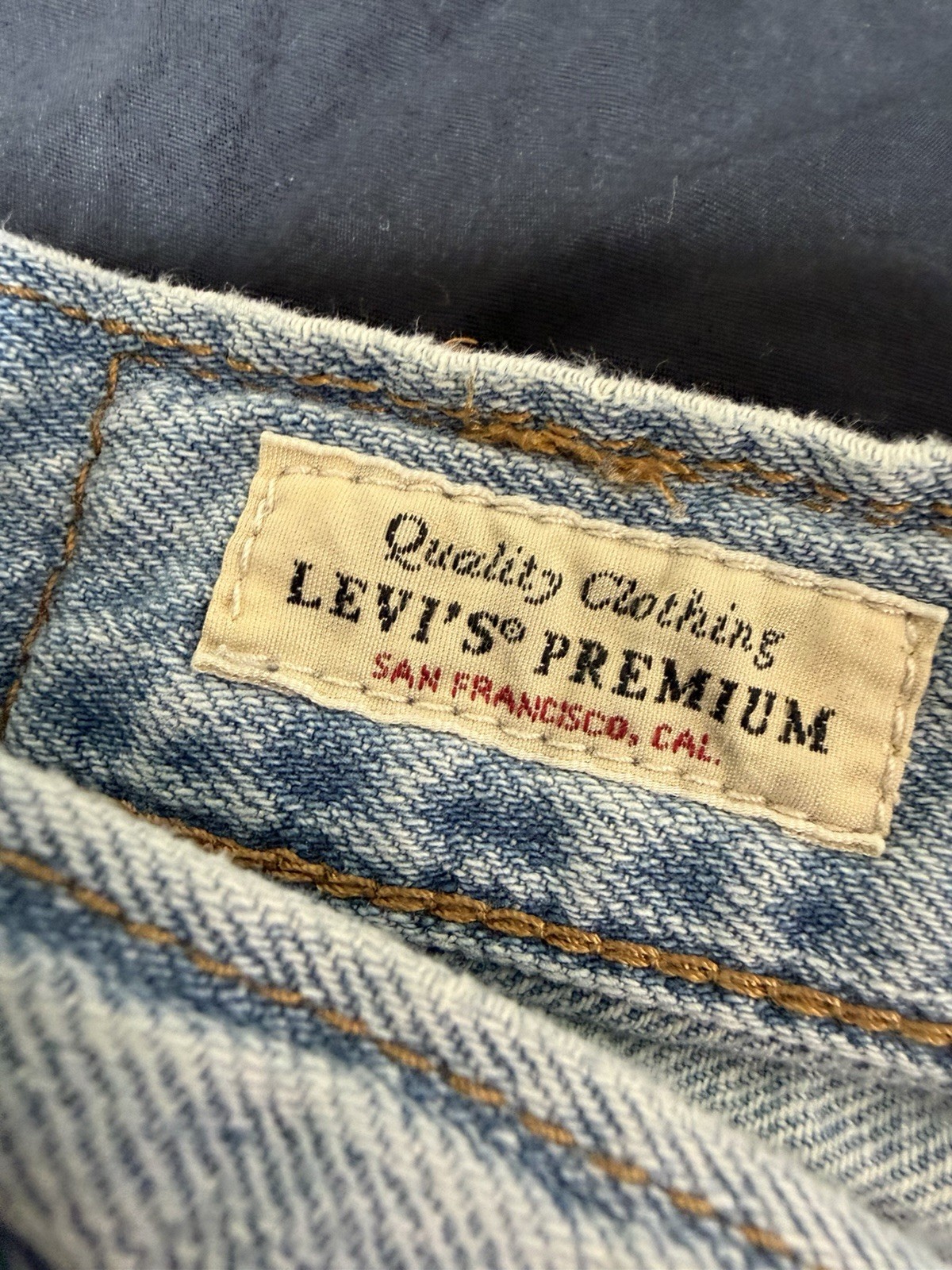 Levis Premium 568 Loose Straight Leg Jeans Men’s 30×32 Blue Denim 29037-0070