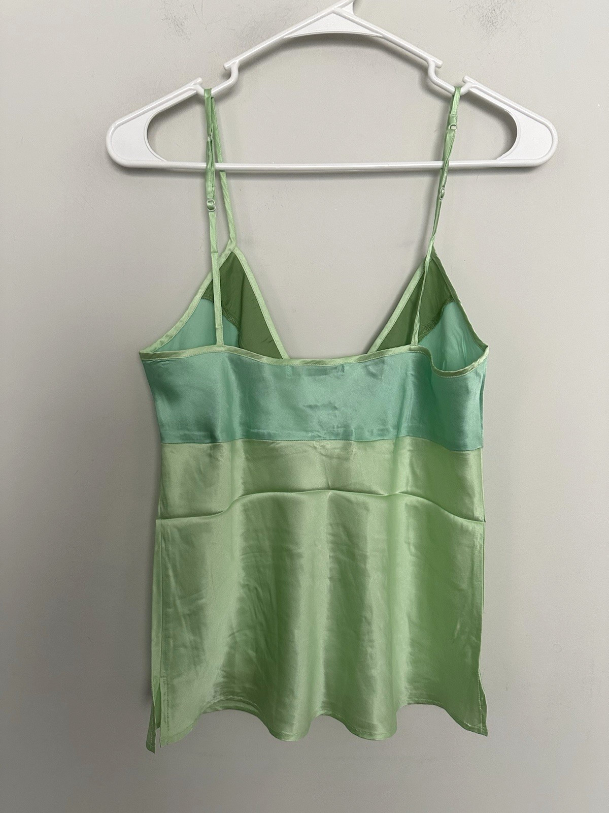 Gold Hawk 100% Silk Two Tone Cami Tank Sherbet Lime Green S NWT $135