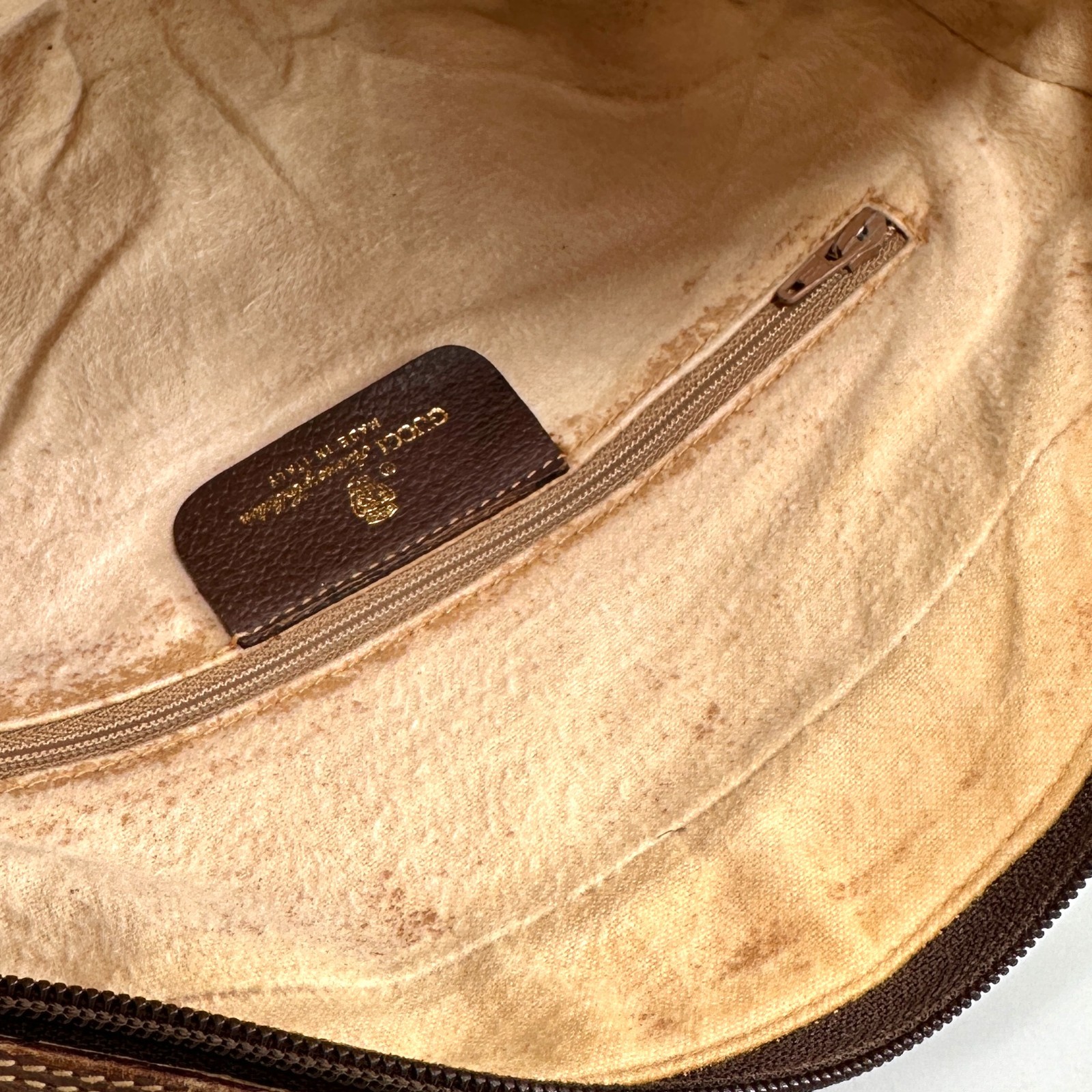 Vintage GUCCI Sherry Shoulder Bag GG Crossbody Authentic