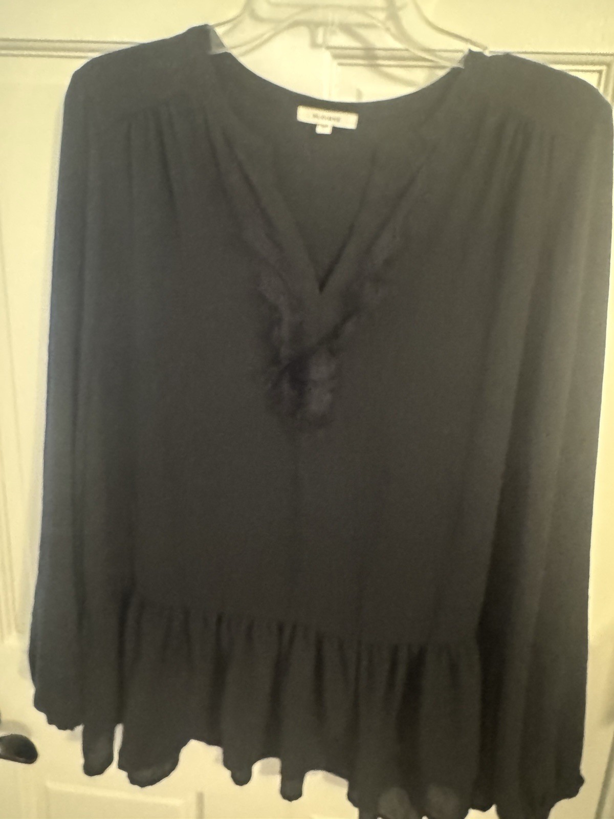 Pleione Women’s L Black Solid V-Neck Long Sleeve Peplum Lace Ruffle Blouse