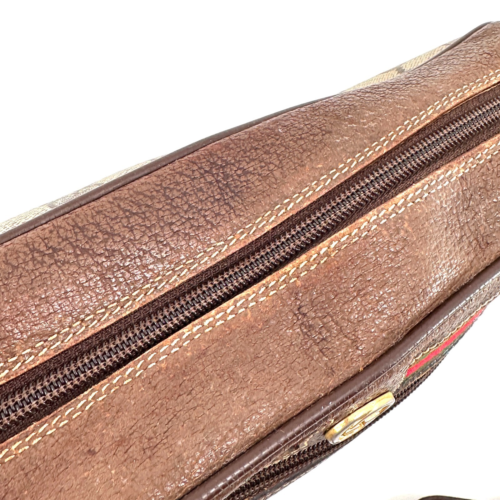 Vintage GUCCI Sherry Shoulder Bag GG Crossbody Authentic