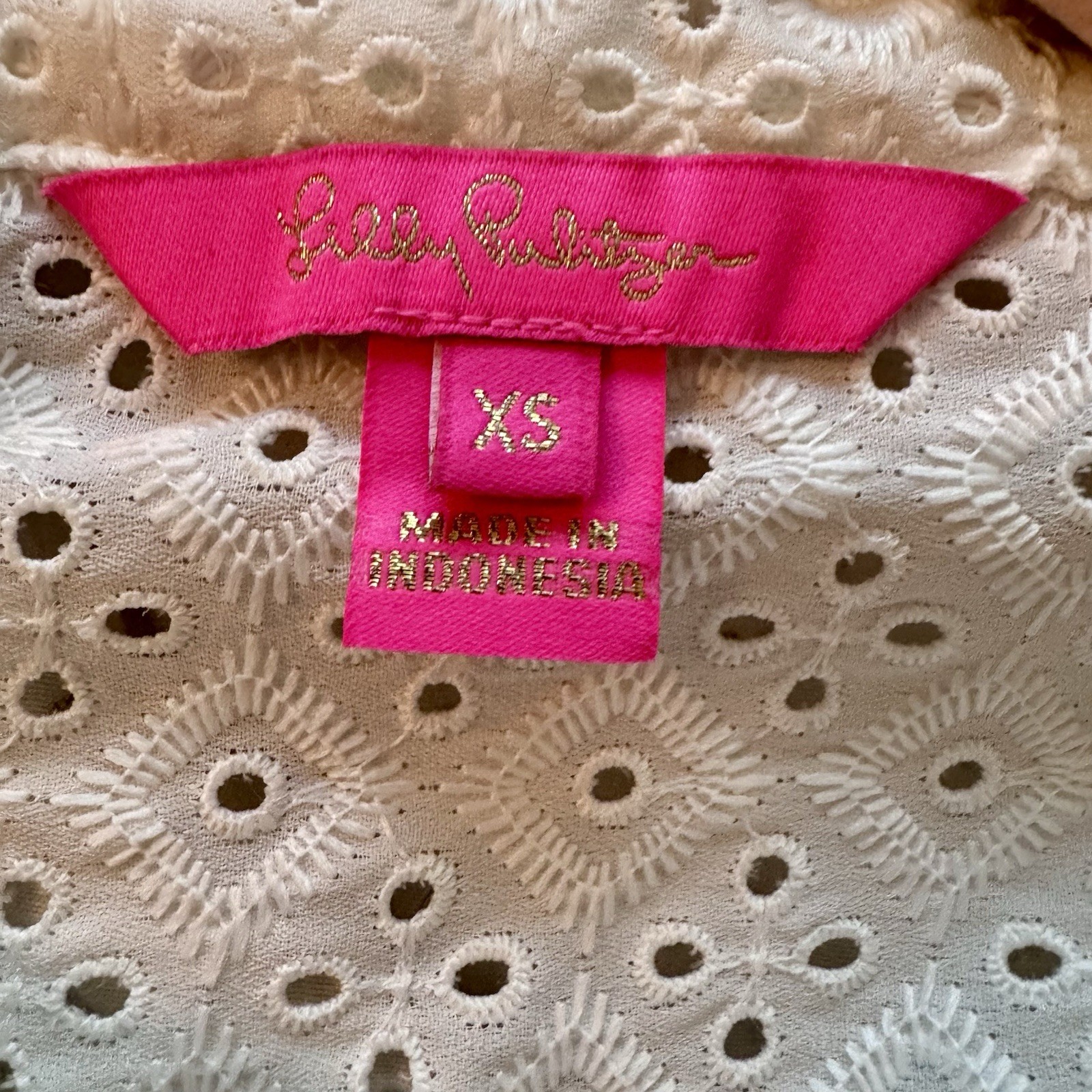 Lilly Pulitzer White Sea View Eyelet Gold Puff Sleeve Button Down Size XS