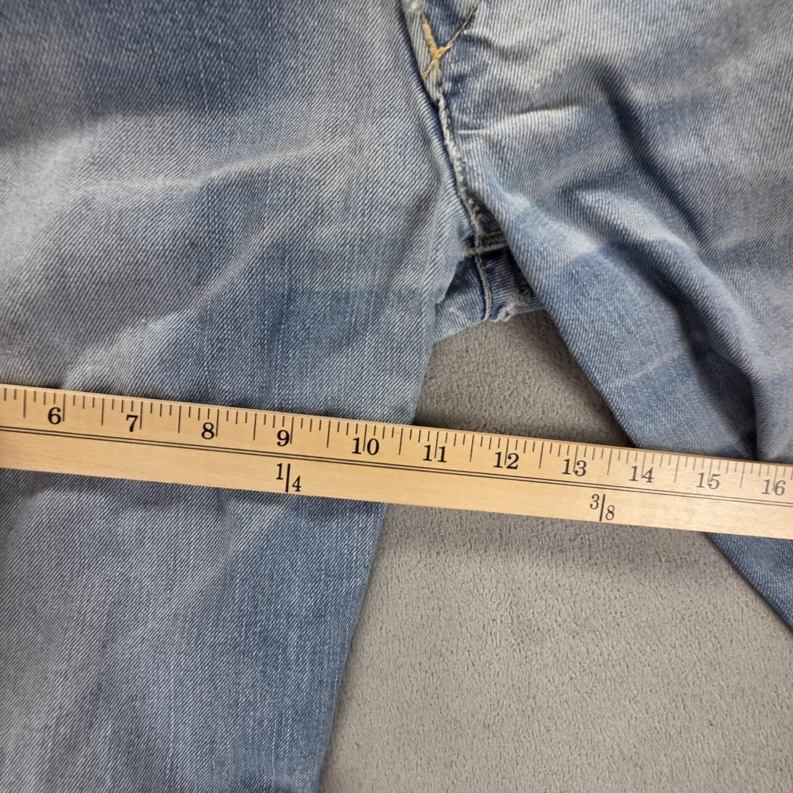 Vintage Levis Engineered Jeans Mens Blue Twisted Flap Pocket Fits 28×30