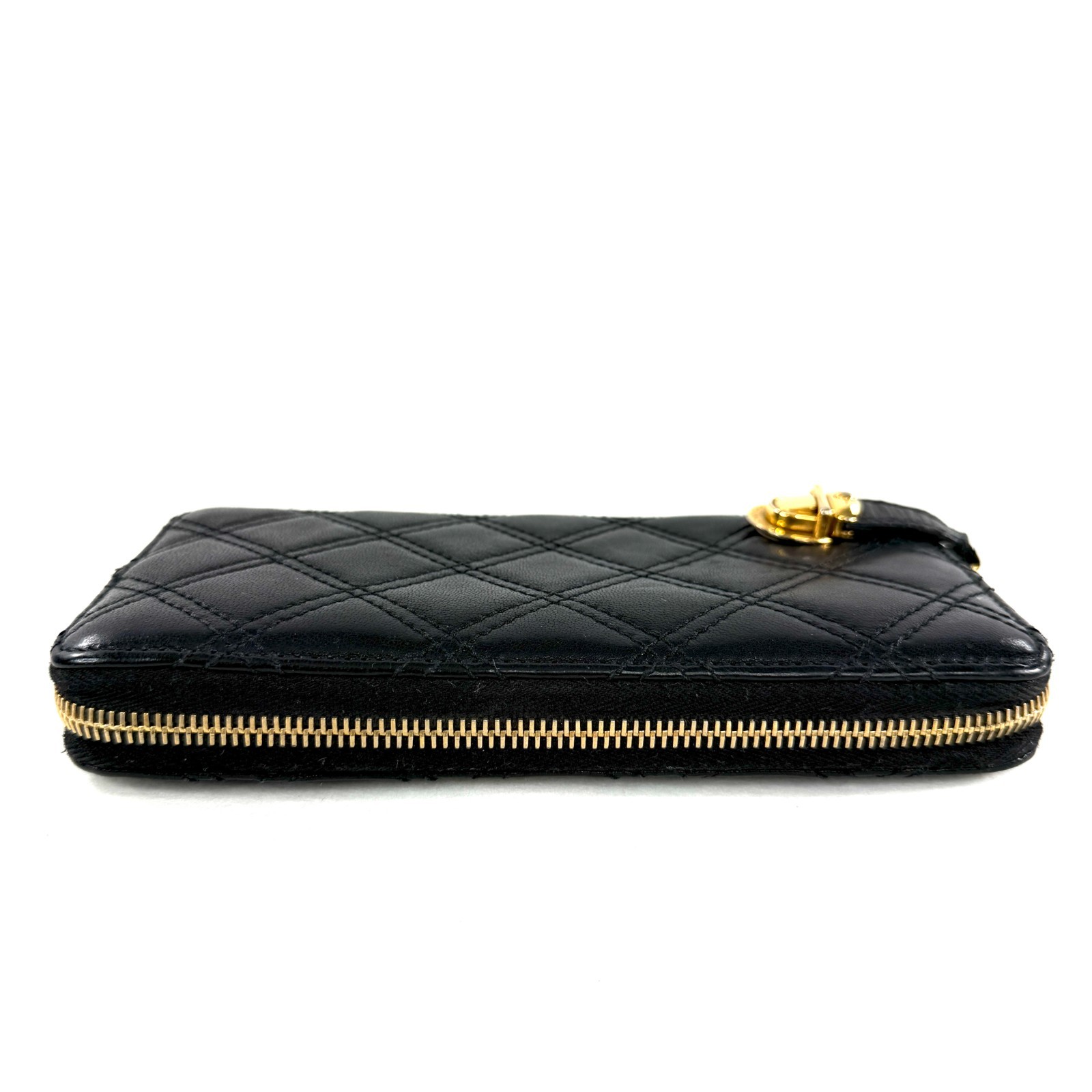 Marc Jacobs Black Quilted Leather Large Zip Around Wallet Clutch Brass Push Lock
