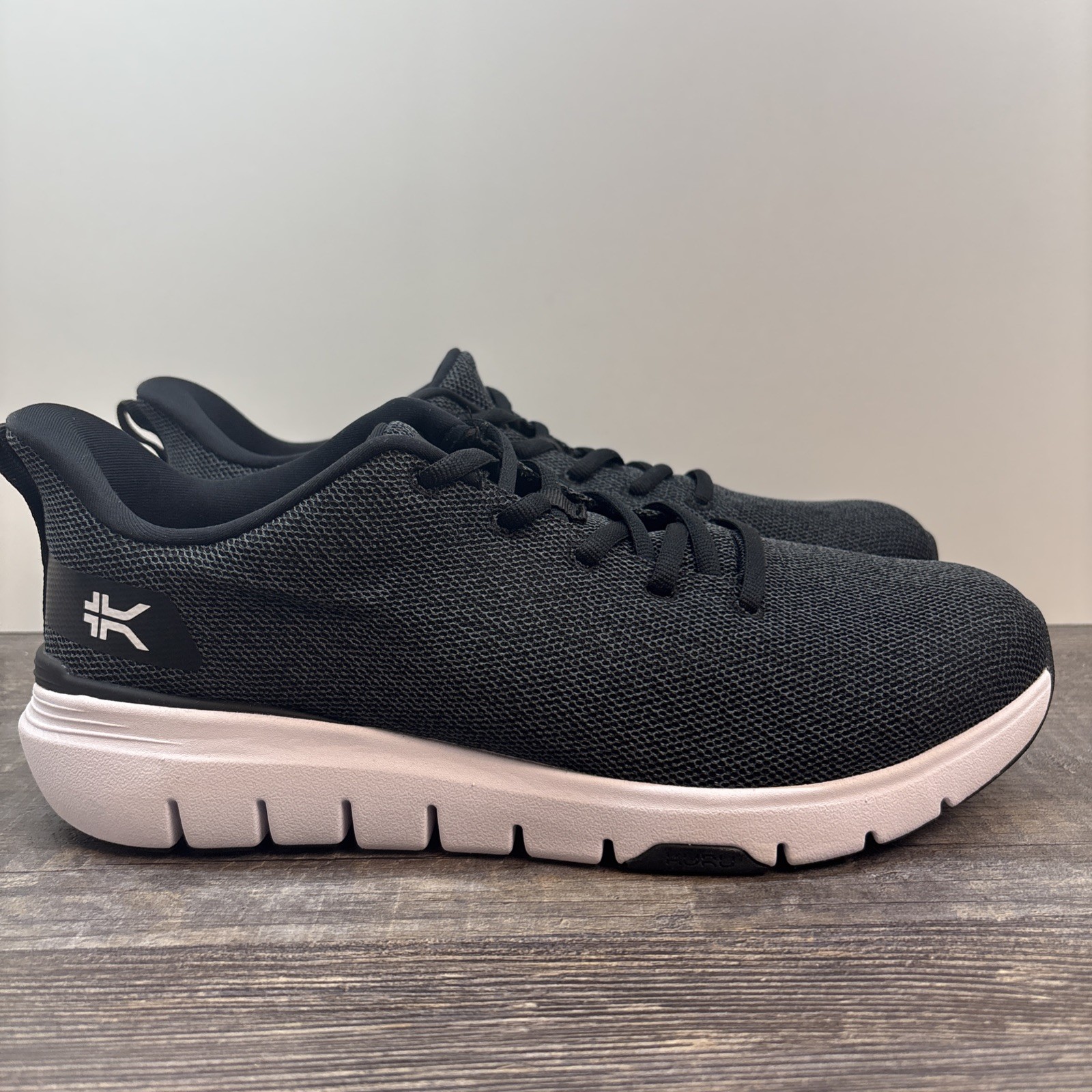 Kuru Flex Via Women’s 11 Wide Sneaker Jet Black White Mesh Lace Up Shoe Running