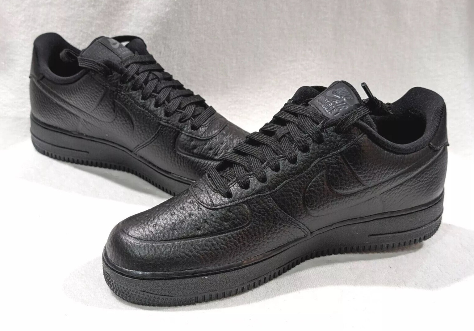 Nike Air Force 1 ’07 Pro-Tech Weatherized Waterproof All Season Trainer FB8875