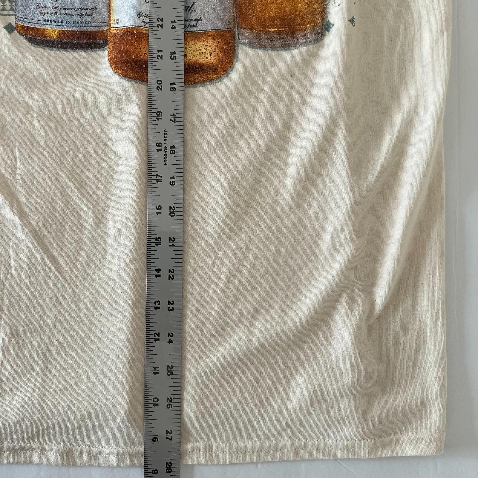 Modelo Cerveza Men’s Small Logo Graphic T-Shirt “Gold Standard Since 1925” NEW