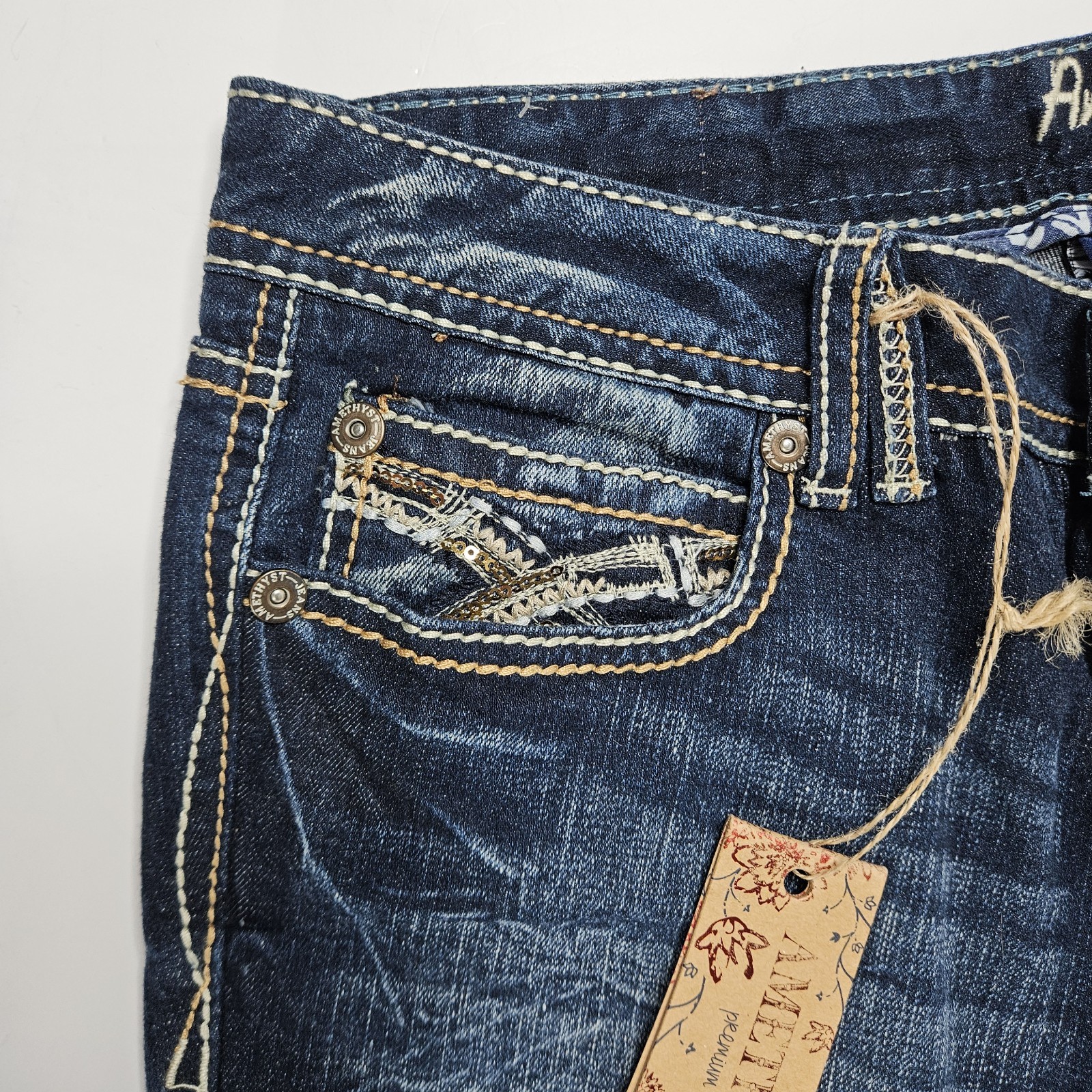 Amethyst Jeans Women’s Size 9 Low-Rise Bootcut Denim Blue