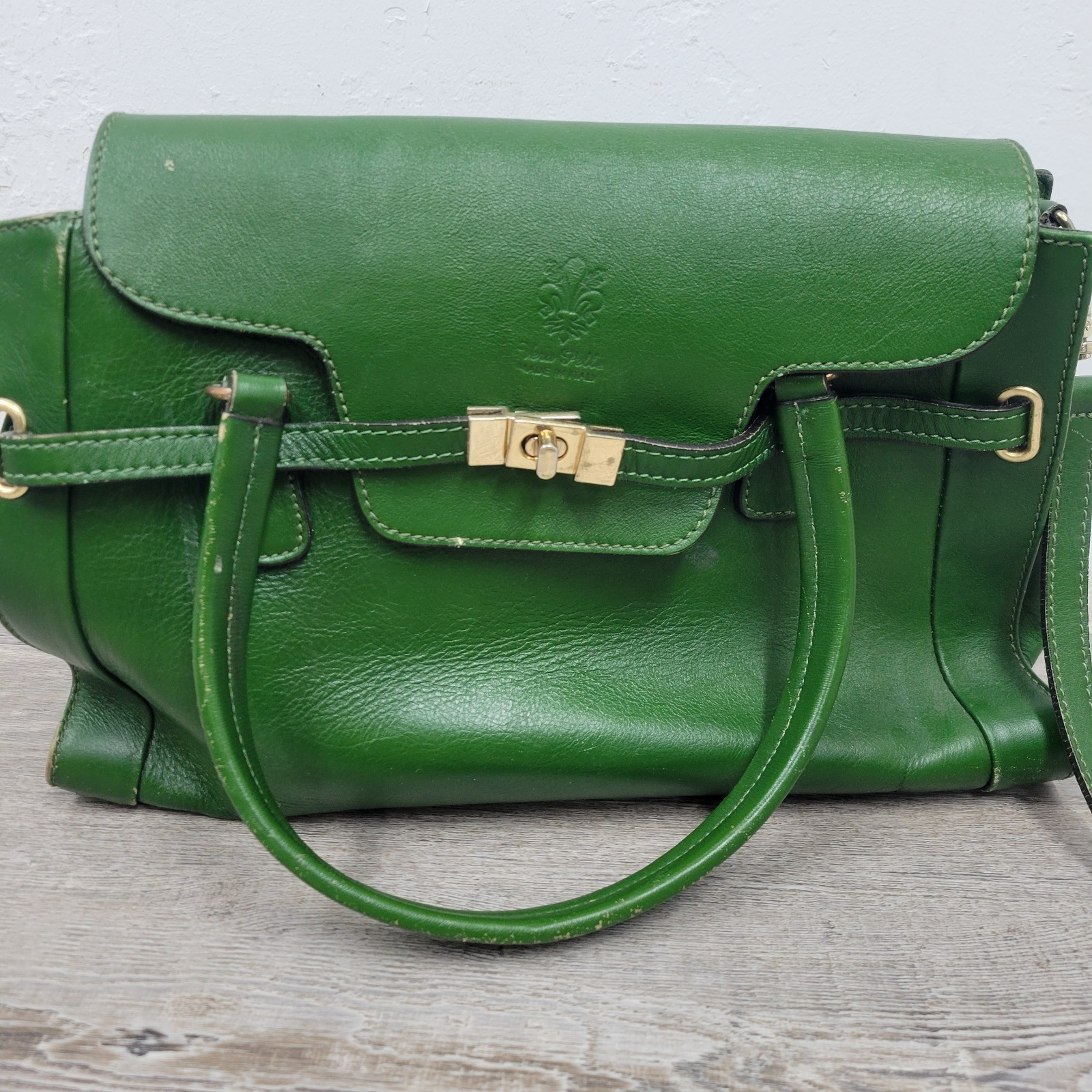 Vera Pelle Italian Leather Green Saddle Bag Purse