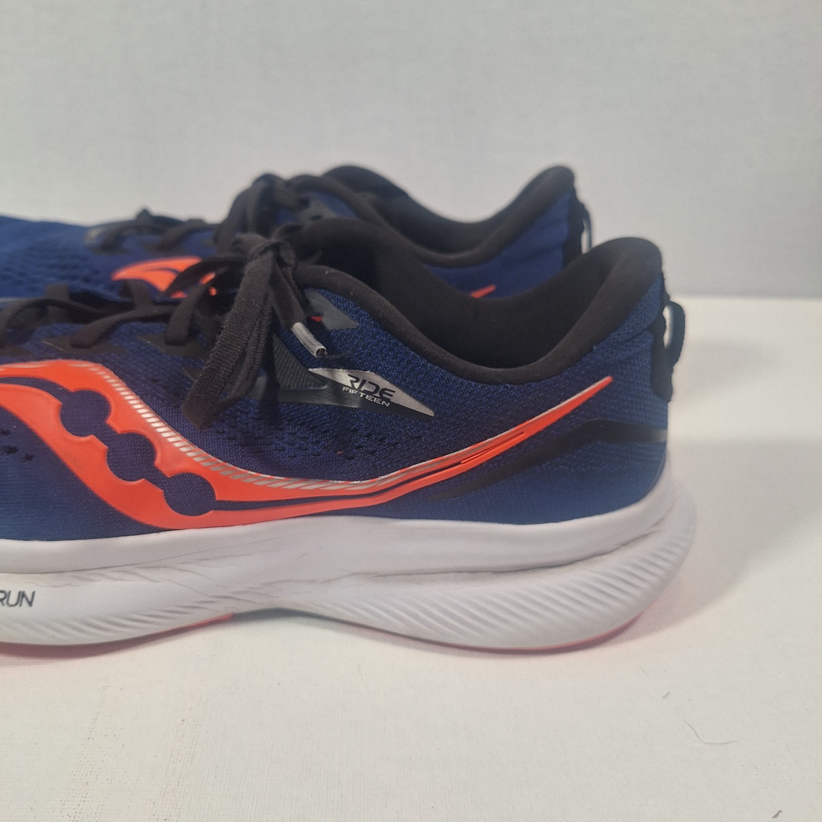 Saucony Ride 15 Men’s Size 10.5 Navy Silver Running Sneakers Athletic Shoes EUC