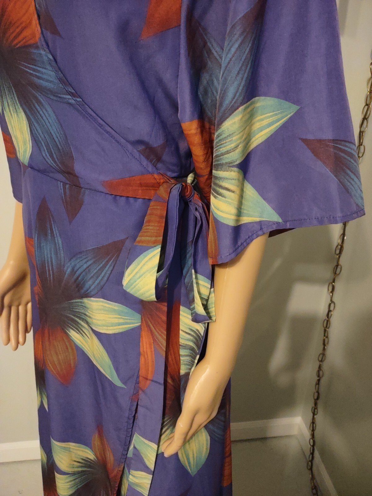 Haoduoyi Wrap Around Dress Purple Flowered size L ~EUC~