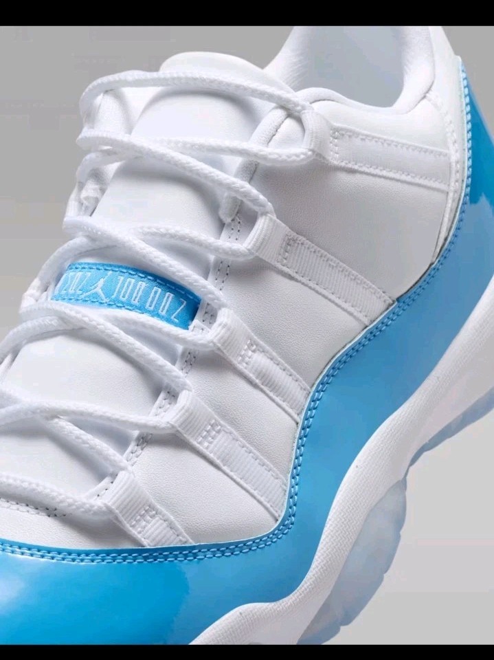 Nike Air Jordan 11 Retro Low Shoes White University Blue FV5104-100 Men 10.5 NEW