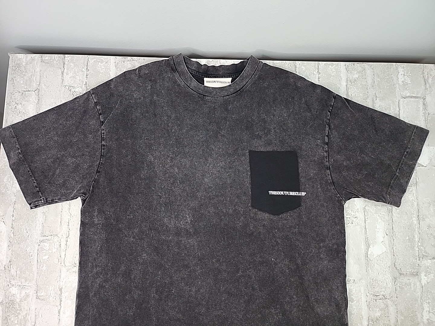 The Couture Club Men’s T-Shirt Heavyweight Oversized Distressed Gray Size Small