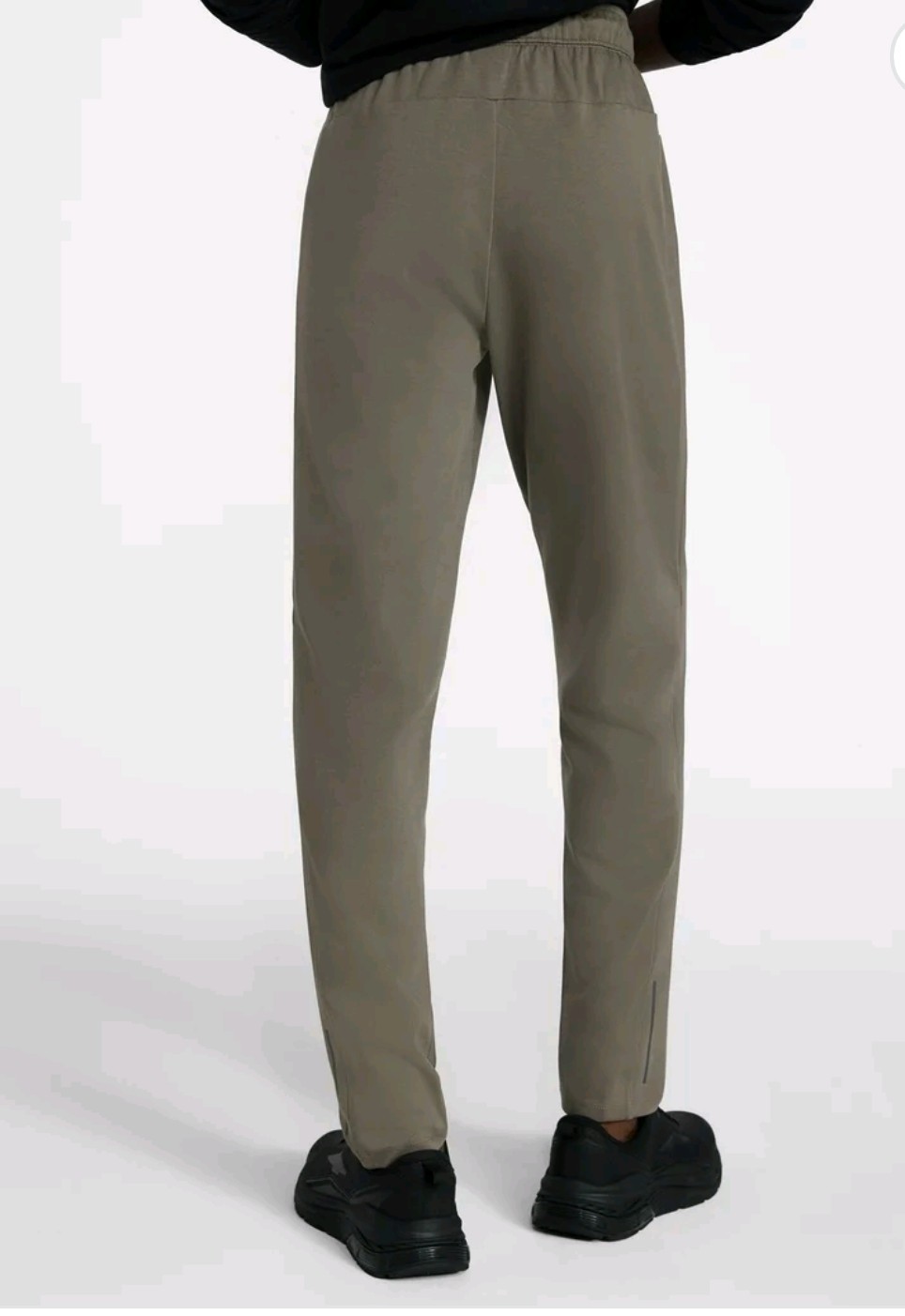 Athletic Works AW Slim Knit pant size S(28-30) color brown taupe falls.