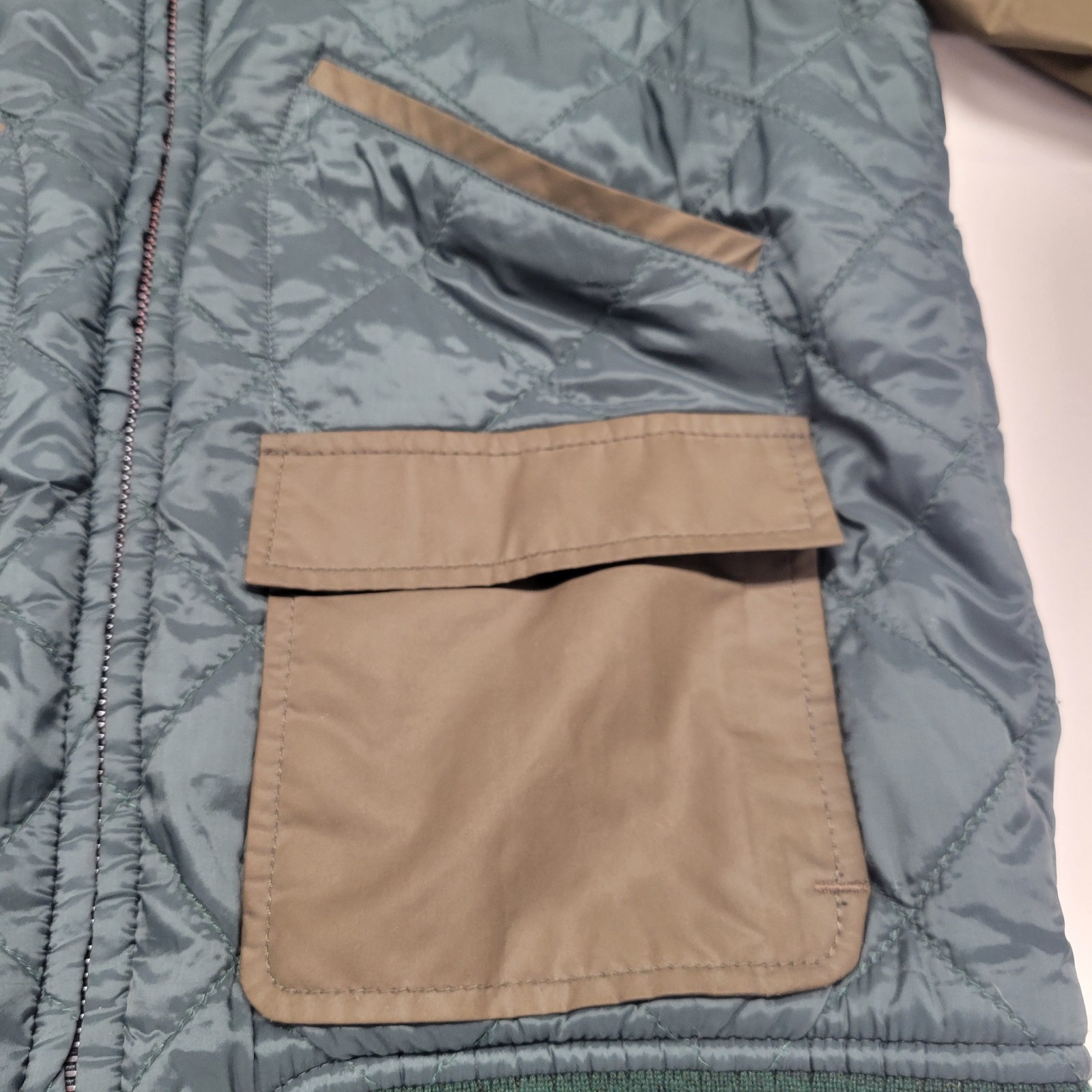 Chevignon Womens Quilted Full Zip Windbreaker/Color Green/Size Medium*SEE NOTES*