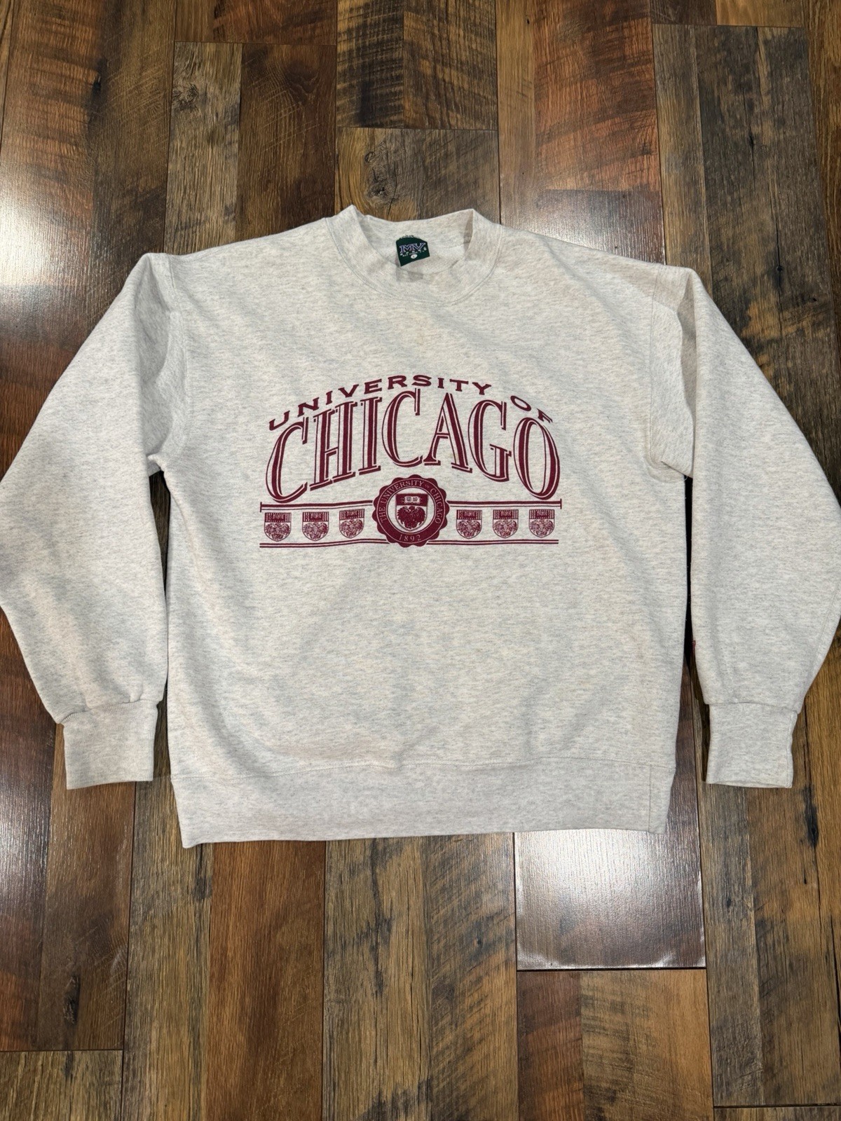 MV Sport University of Chicago Gray Logo Graphic Crewneck Sweatshirt L Vintage