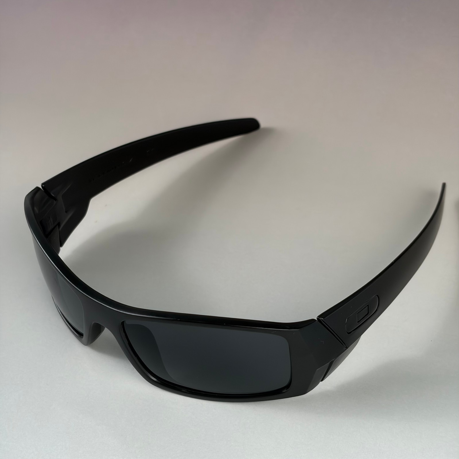 Oakley Gascan Black Frame Grey Lenses Sunglasses Full Box Kit