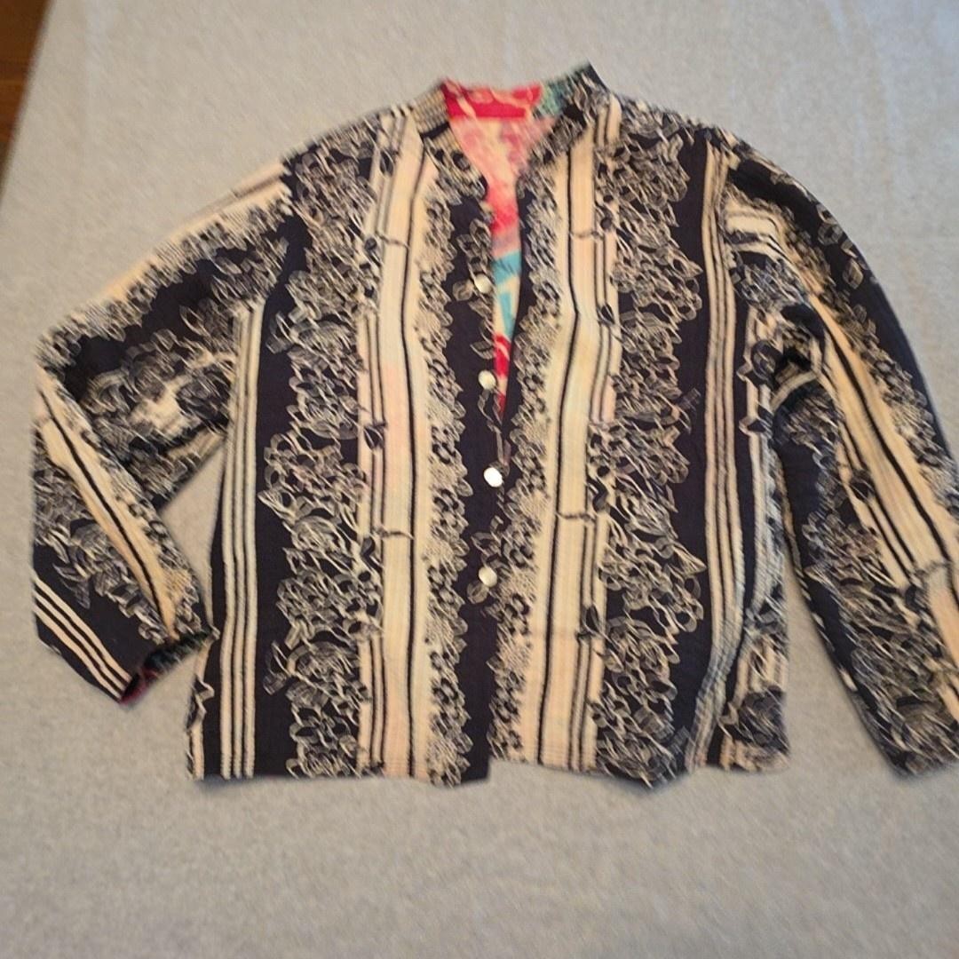 Floral Jacket Womens XL Multicolor Cotton Quilted Reversible Short Button Boho