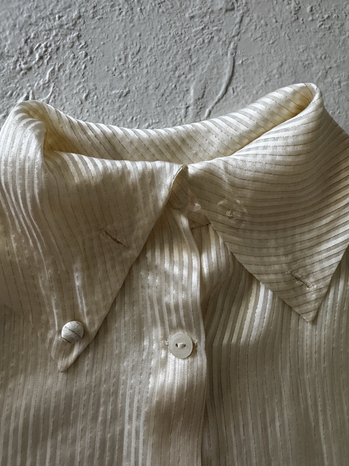 St. John 100% Silk Satin Sleeveless Collared Button-Up Striped Ivory 4