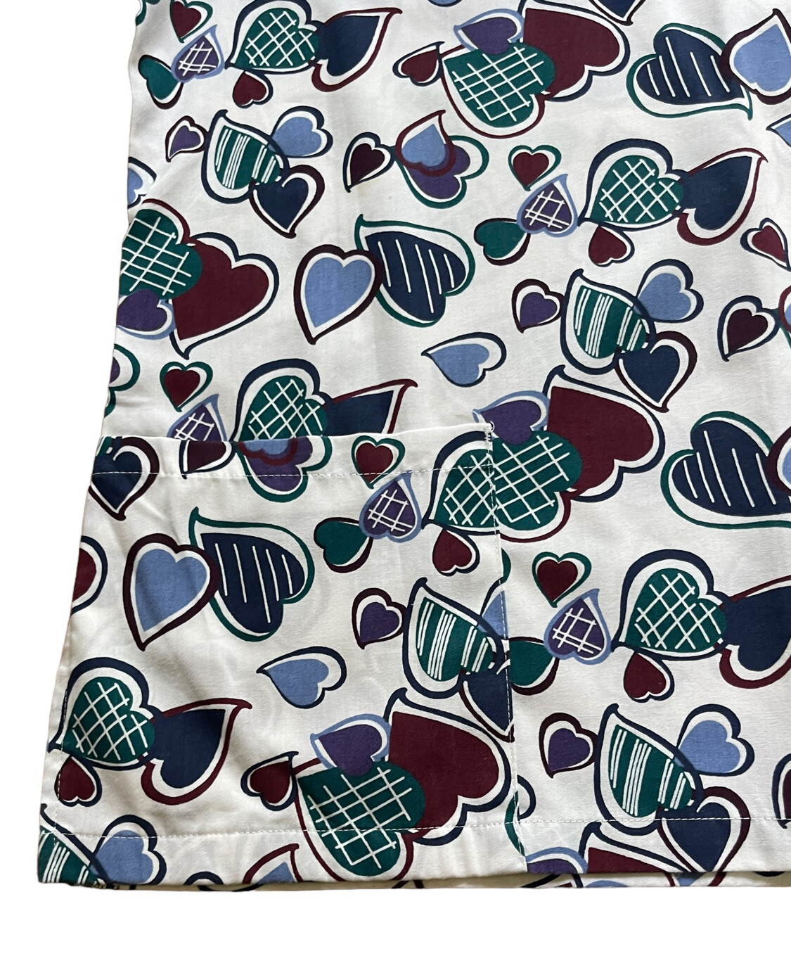 Fashion Seal Women’s White with Multi Color Hearts Scrub Top Short Sleeve size M