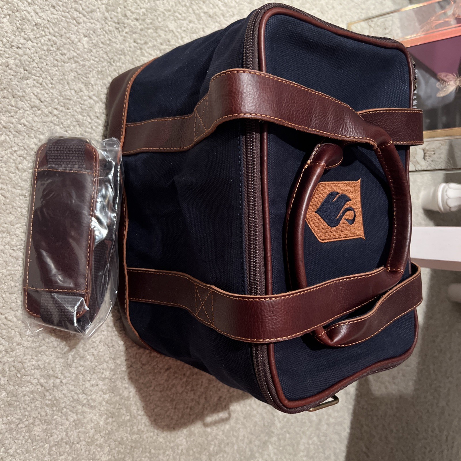 Links & Kings Waxed Canvas Cooler Bag Navy w/ Brown Leather Trim New w/ Strap