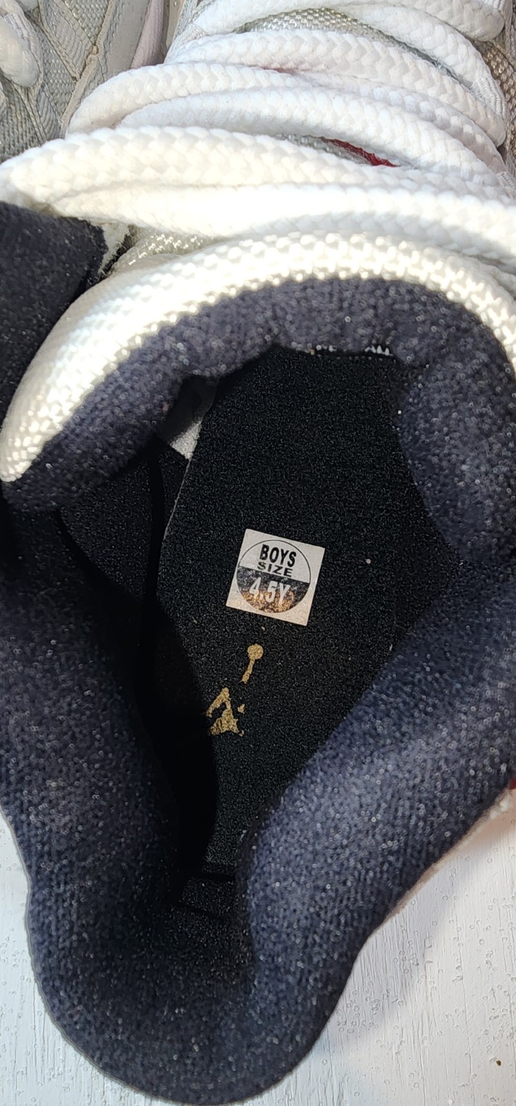 Jordan 11 Oatmeal Unisex Kids 4.5Y