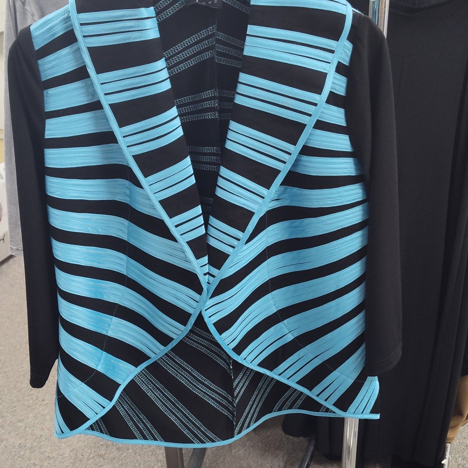 Womens Black/Blue Striped Open Front Short Jacket Long Sleeve Size M Polyester