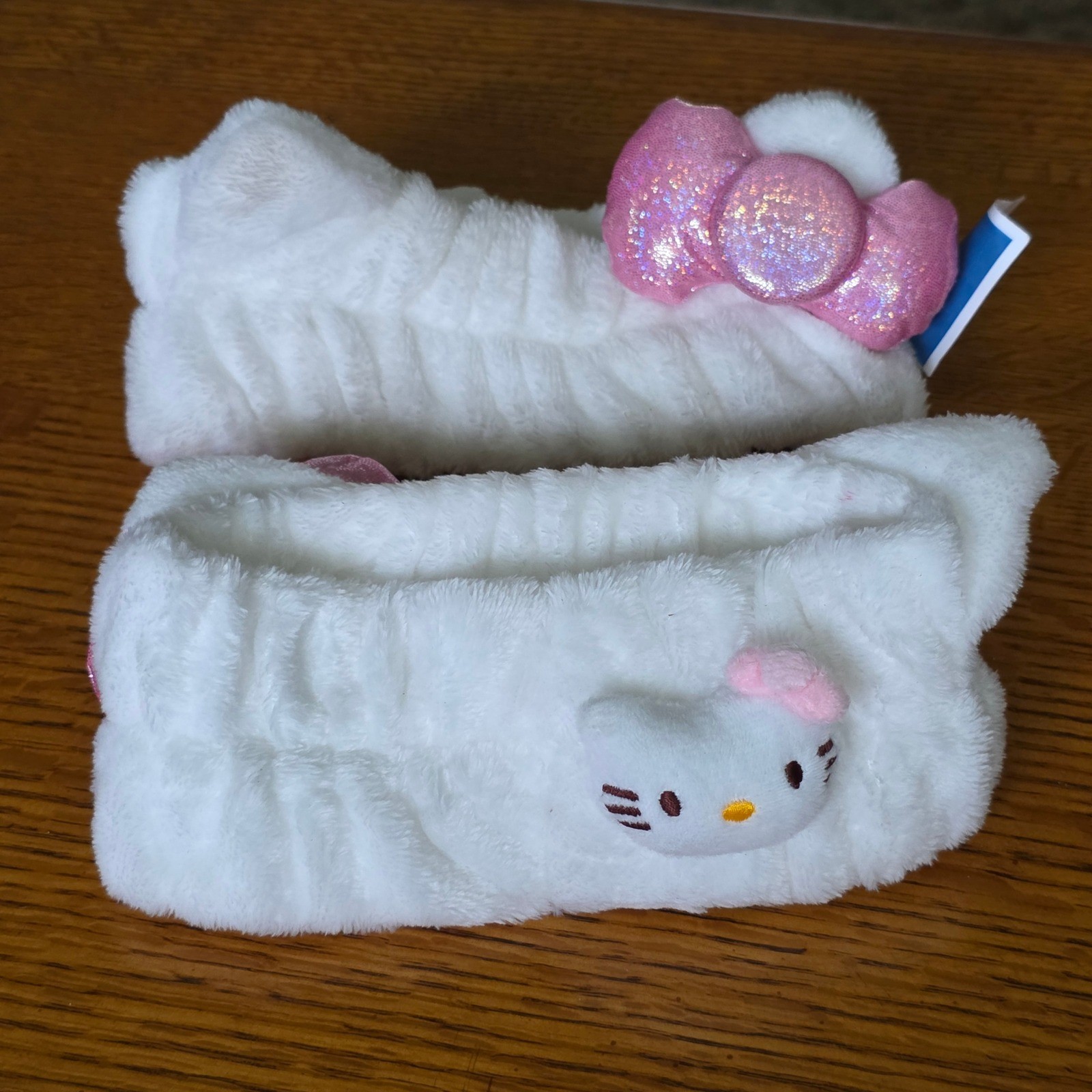 NEW The Crème Shop Hello Kitty Plush Spa Headband White Pink Glitter Bow Sanrio