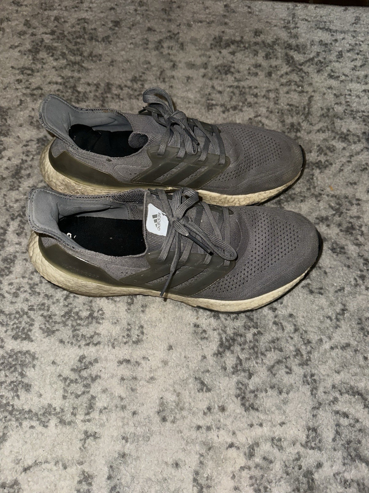 Adidas ultra boost Gray